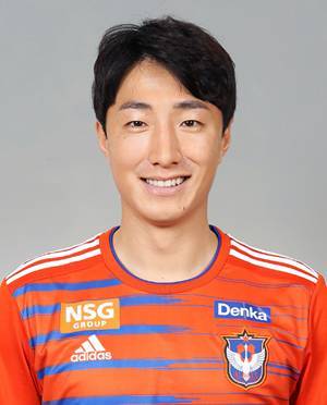 https://img.xxfuyou.com/img/football/player/89a2d2f4ef889d6ccaac9a0e7ed31548.jpg